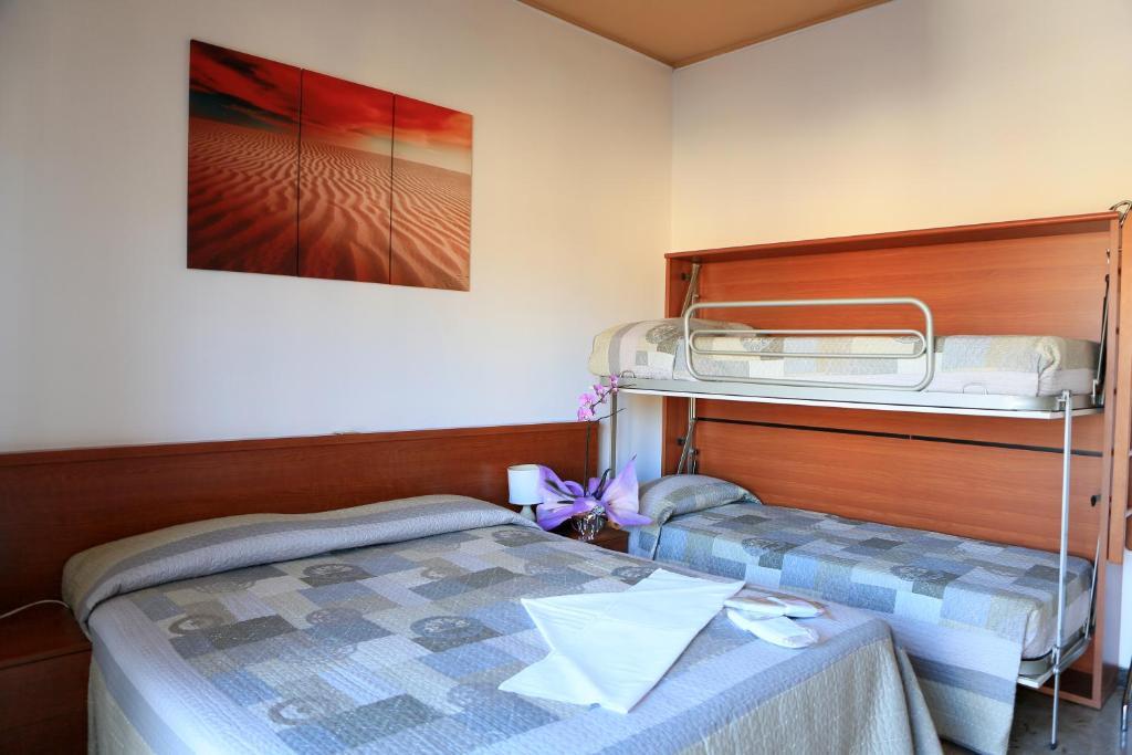 Hotel Virginia Diano Marina Zewnętrze zdjęcie
